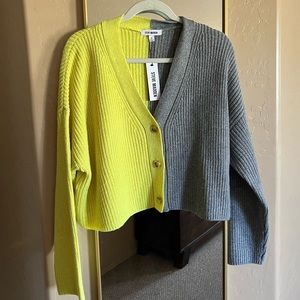 Women’s Steve Madden Cropped Oversized Yellow Gray Colorblock Sweater Size S NWT